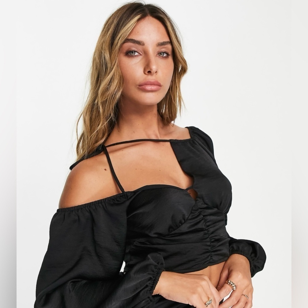 Topshop Black Strappy Cropped Blouson Sleeves Top Blouse Strappy NWT 10 #1332